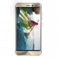 Глянцевая защитная пленка для Asus Zenfone 3 ZE552KL