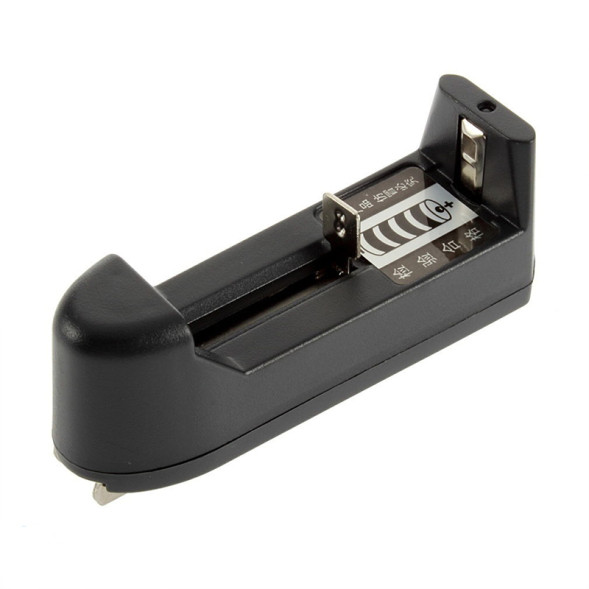 Зарядное устройство HD-0688 для одного аккумулятора типа 18650 Li-ion 4,2V