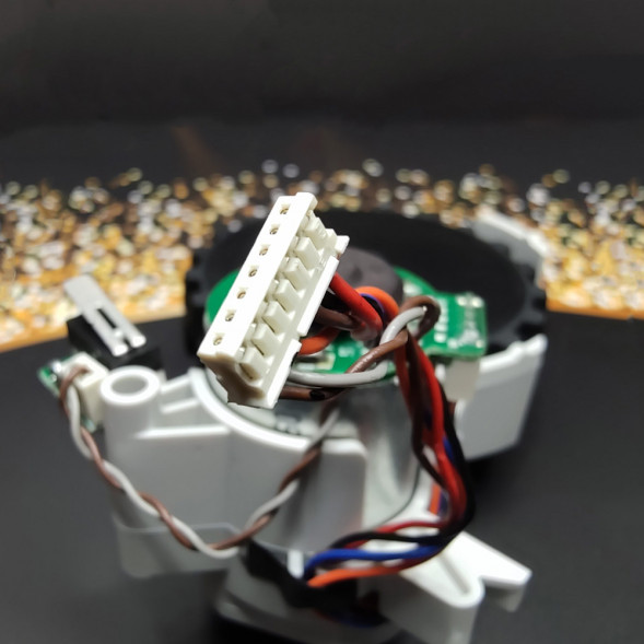 Колесо робота пылесоса Xiaomi Trouver Robot LDS Vacuum-Mop Finder (RLS3), Dreame D9 RLS5-WH0, D9 Pro RLS5-BL0, Vacuum Mop 2 STYTJ03ZHM (L) левое