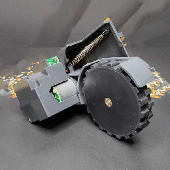 Правое колесо пылесоса Xiaomi Mi Roborock Sweep One S50 / S51 / S502 / S55 / Xiaowa C102-02 / С10 / E202-02 (деталь с разбора) (R) черный