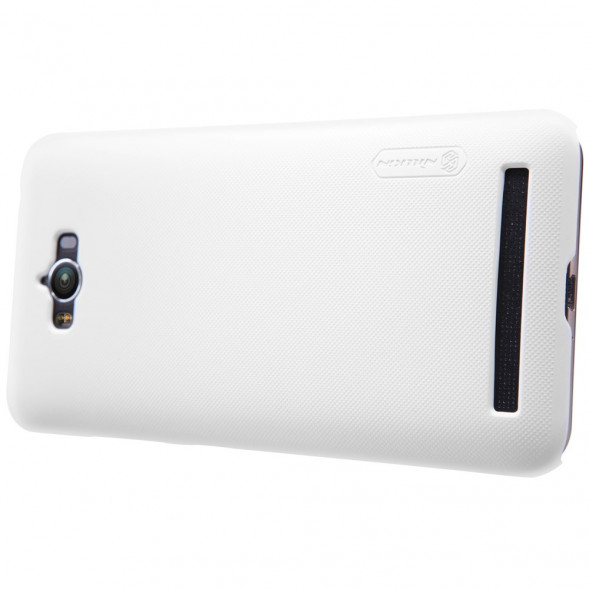 Пластиковый чехол накладка Nillkin для Asus Zenfone Max (ZC550KL) (Белый)
