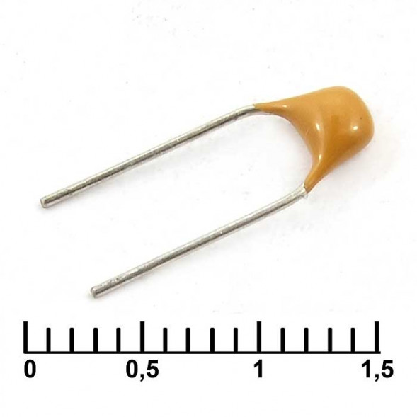 Конденсатор 100pF/50V NP0
