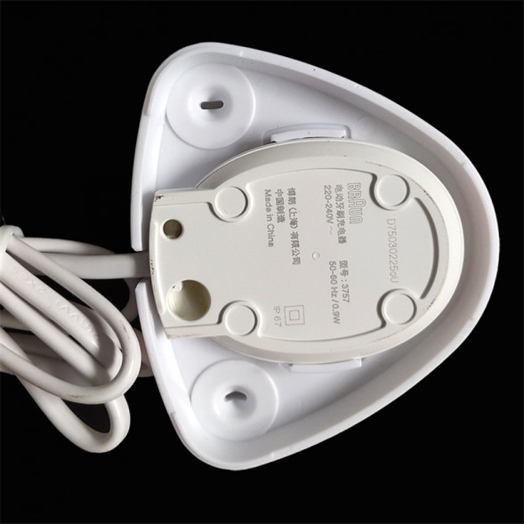 Подставка для электрической зубной щетки Oral-B с держателем сменных щеток