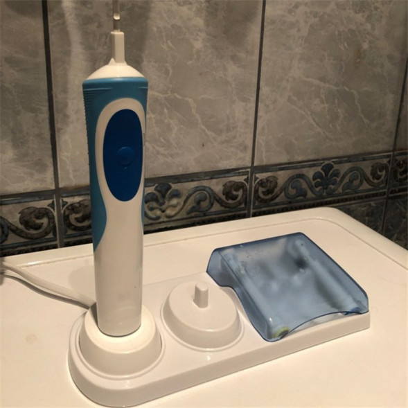 Держатель для электрической зубной щетки Oral-B с отсеком сменных щеток