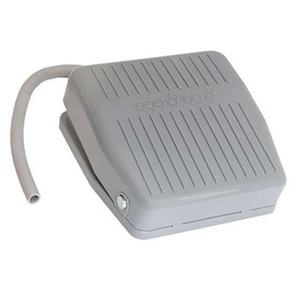 SB008-2 Переключатель ножной педальный 250В, ток 10А, длина кабеля 130 мм