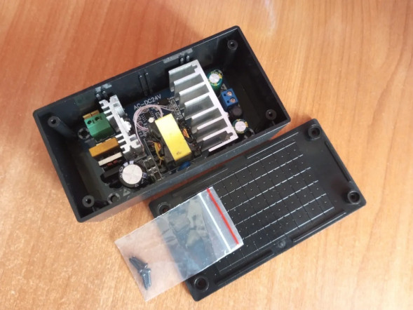 G1022B (130x68x44) GAINTA, Корпус для РЭА пластик (черный)