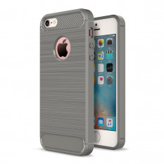 Чехол накладка Carbon Fibre для iPhone 5, 5S, SE (серый)