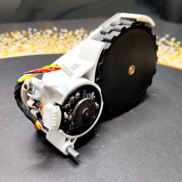 Правое колесо робота пылесоса Xiaomi Robot Vacuum E10, E12