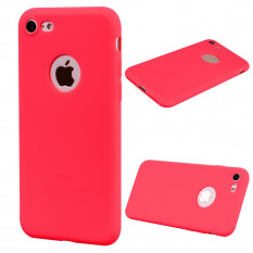 Матовый мягкий чехол для iPhone 8 / 7 (красный)