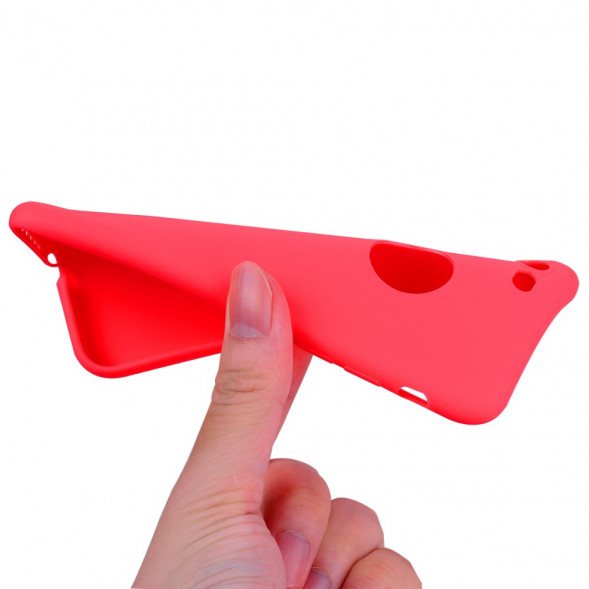 Матовый мягкий чехол для iPhone 8 / 7 (красный)