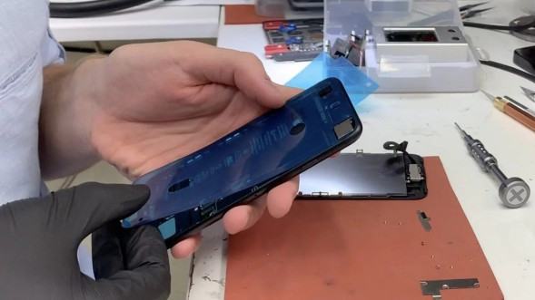 Водозащитная проклейка iPhone 12 Pro для экрана