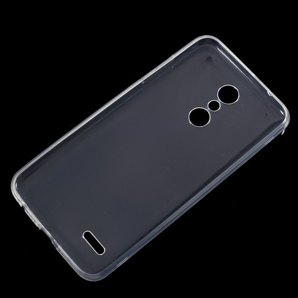 Силиконовый чехол для LG K10 2018 прозрачный