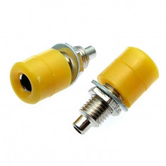 Клемма Z031 4mm Socket YELLOW
