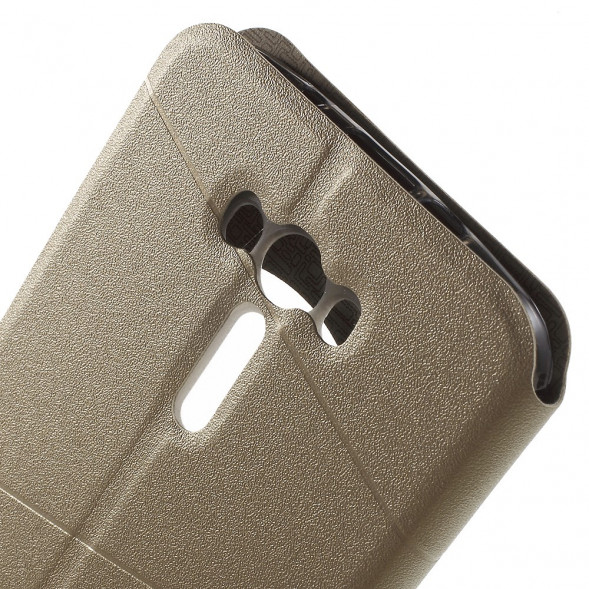 Чехол с окном информации для Asus Zenfone 2 Laser ZE550KL (Золотистый)