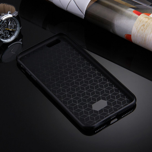 Чехол накладка Artistic Carbon для iPhone 7 (черный)