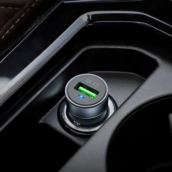 Автомобильная зарядка Hoco Z32 QC3.0 Speed Up 3А, 18W (быстрая зарядка) (черный)