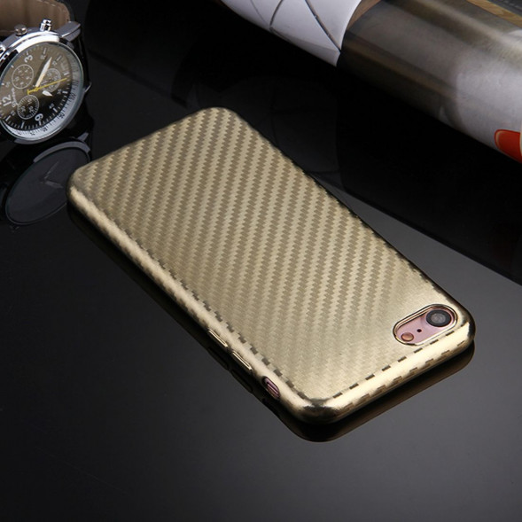 Чехол накладка Artistic Carbon для iPhone 7 (золото)