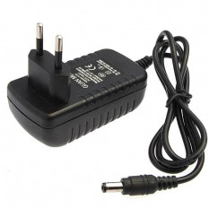 Импульсный блок питания Adapter 220V/12VDC 2A 24W универсальный
